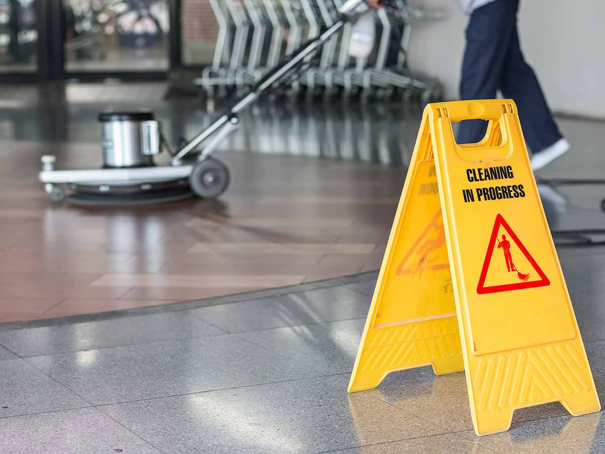 Hard floor and carpet cleaning - Commercial Cleaning Services Reading