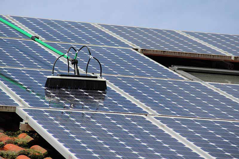 solar panel cleaning services